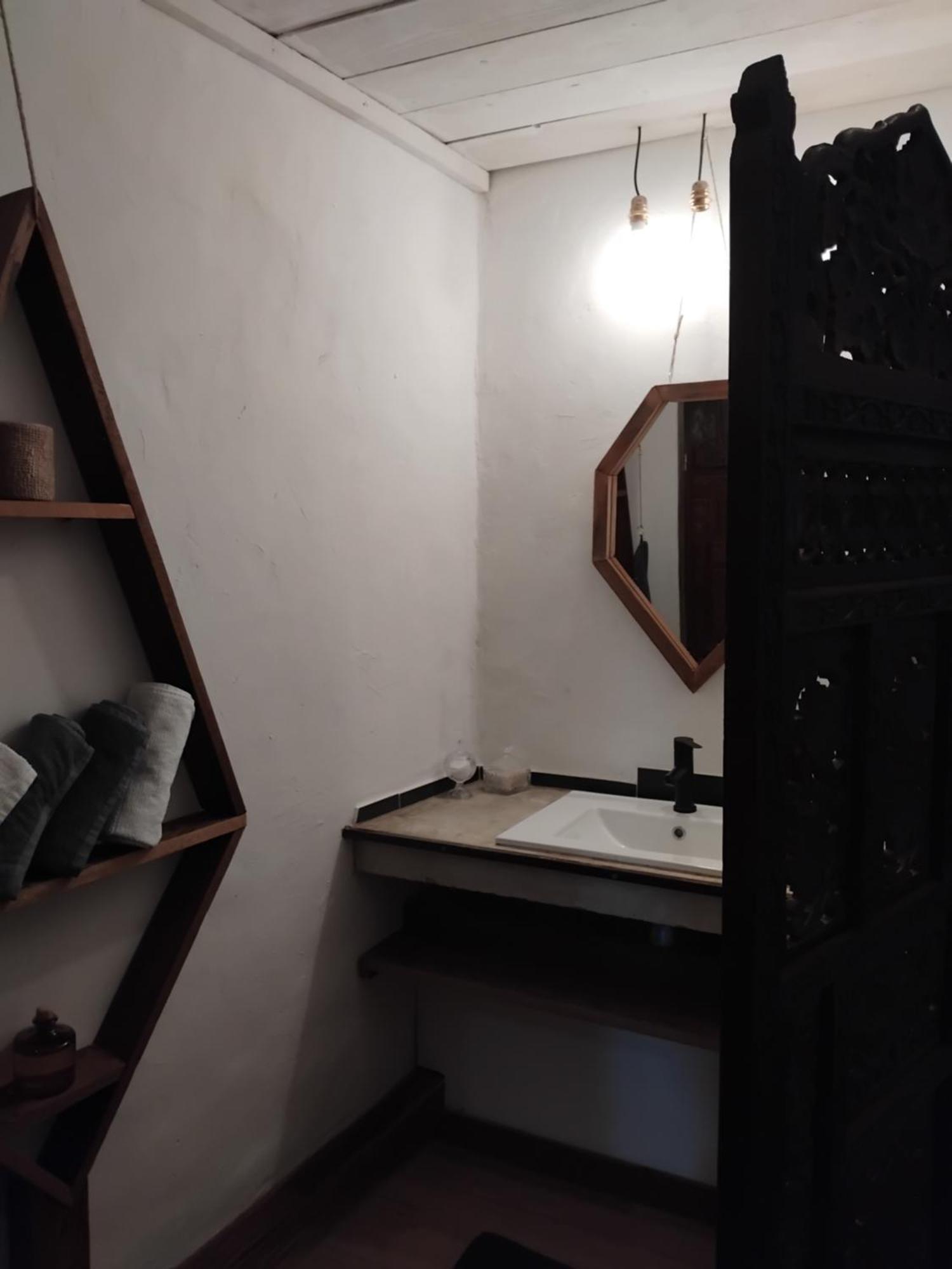 Bed and Breakfast L'Aedes Оранж Экстерьер фото